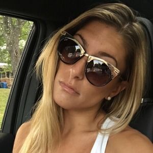 Meet your Posher, Aimée.